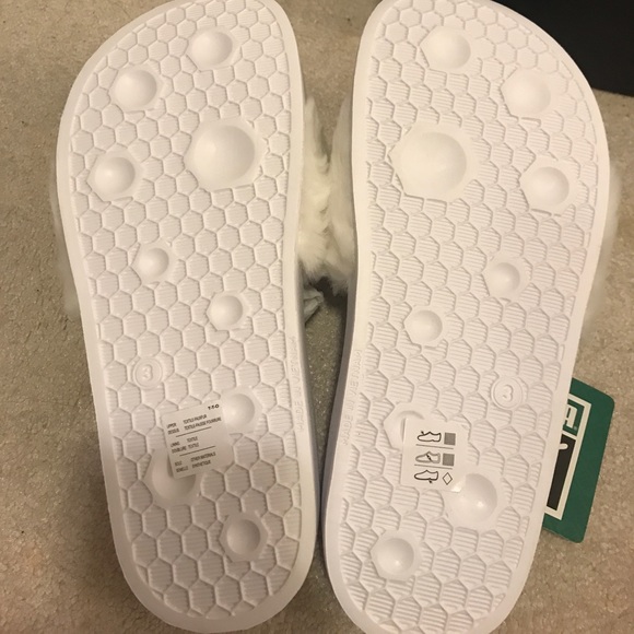 AUTHENTIC FENTY X PUMA SLIDES - Picture 8 of 8